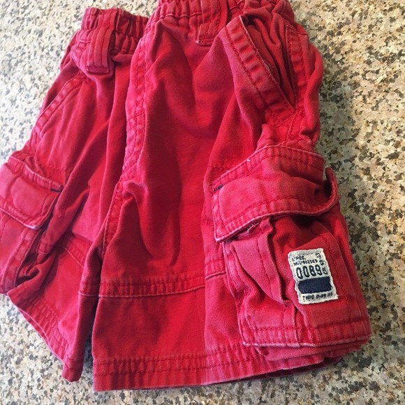 Childrens Place Size 18 Months Solid Red Cargo Shorts Knee Length Elastic Waist - Picture 4 of 11